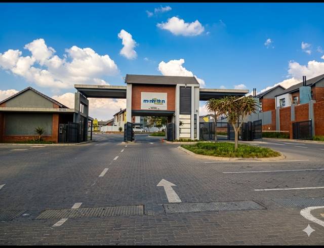 2 BEDROOM APARTMENT FOR SALE IN AMBERFIELD